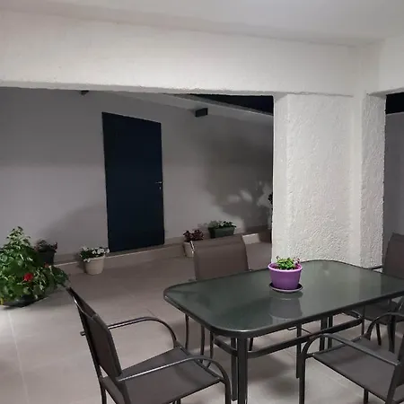 Apartment G&k House Garden